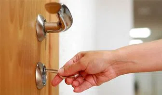Metro Master Locksmith Cincinnati, OH 513-323-3138 Metro Master Locksmith Cincinnati, OH 513-323-3138 - 13-Re-Key-Locks